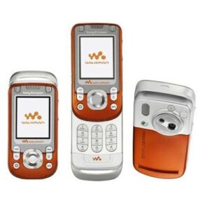 Sony Ericsson W550i - Flip Phone - Refurbished on zoneofdeals.com